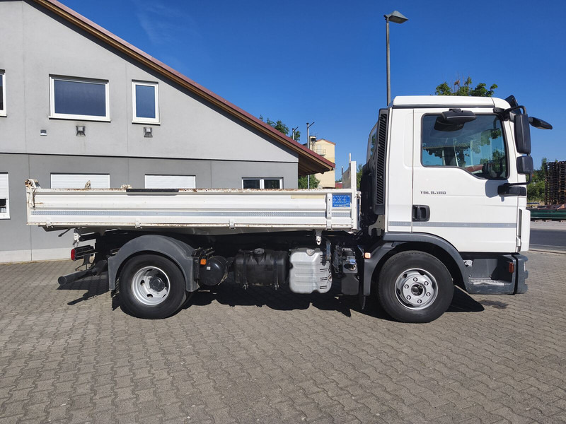 MAN TGL 8.180 Meiller Dreiseitenkipper 3-Sitzer 4x2 Euro 6 AHK (7) - Kipper vrachtwagen: afbeelding 5 MAN TGL 8.180 Meiller Dreiseitenkipper 3-Sitzer 4x2 Euro 6 AHK (7) - Kipper vrachtwagen: afbeelding 5