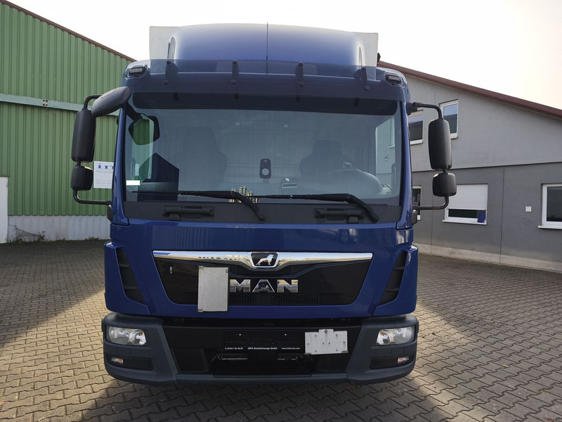 MAN TGL 8.220 4x2 Euro 6 LBW AHK (19) - Schuifzeilen vrachtwagen: afbeelding 3 MAN TGL 8.220 4x2 Euro 6 LBW AHK (19) - Schuifzeilen vrachtwagen: afbeelding 3