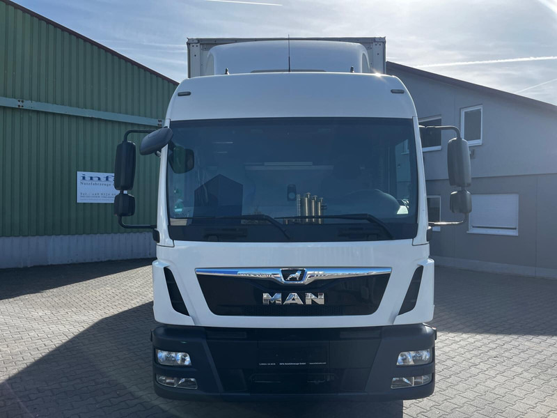 MAN TGL 8.220 - Schuifzeilen vrachtwagen: afbeelding 2 MAN TGL 8.220 - Schuifzeilen vrachtwagen: afbeelding 2