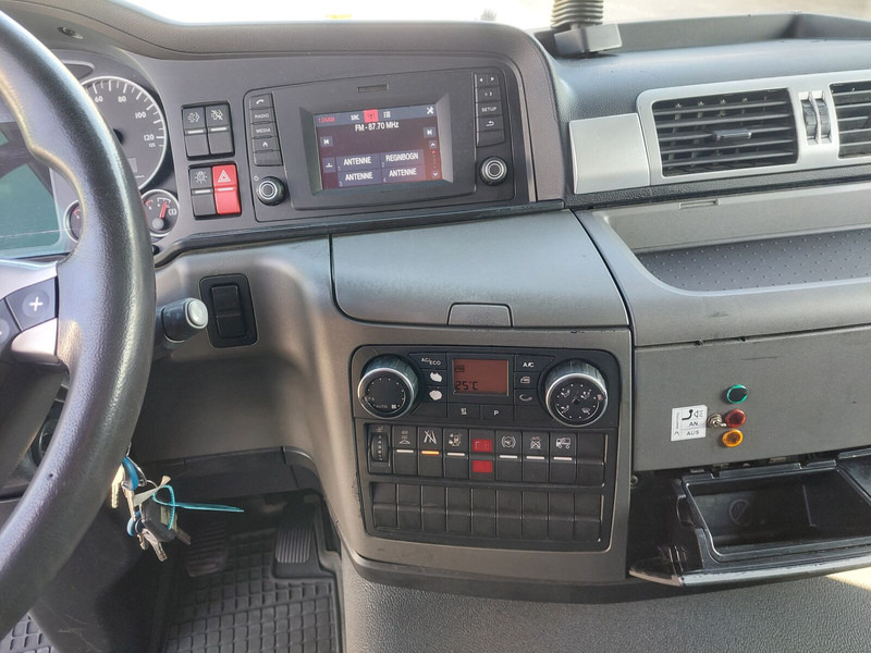 Schuifzeilen vrachtwagen MAN TGL 8.220: afbeelding 15 Schuifzeilen vrachtwagen MAN TGL 8.220: afbeelding 15