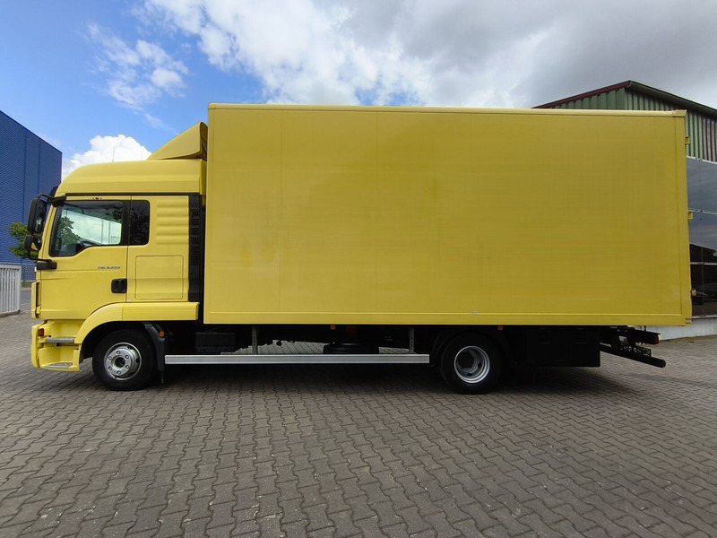 MAN TGL 8.220 Möbelkoffer Treppe (20) - Bakwagen: afbeelding 5 MAN TGL 8.220 Möbelkoffer Treppe (20) - Bakwagen: afbeelding 5