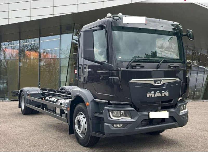 MAN TGM 18.320 4x2BL CH Fahrgestell Euro 6 Rechtslenker NEU - Chassis vrachtwagen: afbeelding 2 MAN TGM 18.320 4x2BL CH Fahrgestell Euro 6 Rechtslenker NEU - Chassis vrachtwagen: afbeelding 2