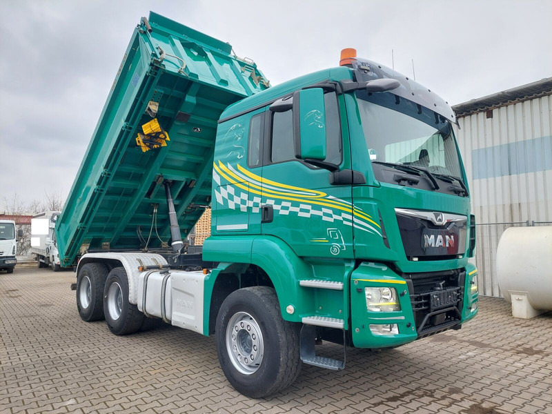 MAN TGS 26.460 - Kipper vrachtwagen: afbeelding 3 MAN TGS 26.460 - Kipper vrachtwagen: afbeelding 3
