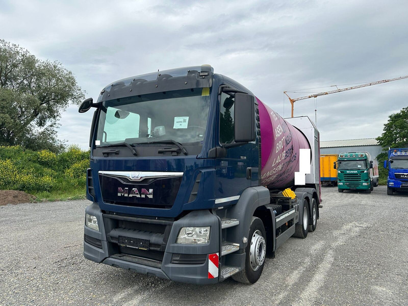 MAN TGS 28.320 - Vuilniswagen: afbeelding 2 MAN TGS 28.320 - Vuilniswagen: afbeelding 2