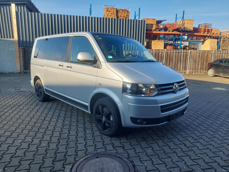 Volkswagen Transporter Multivan AHK Doppelklima Tisch Leder 7-Sitzer - Minibus, Personenvervoer: afbeelding 2 Volkswagen Transporter Multivan AHK Doppelklima Tisch Leder 7-Sitzer - Minibus, Personenvervoer: afbeelding 2