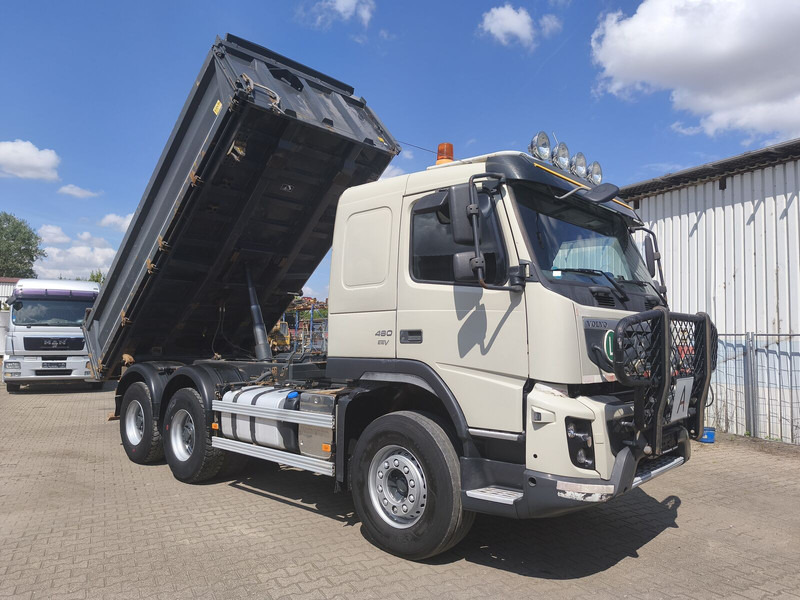 Volvo FMX 460 Meiller Dreiseitenkipper Bordmatik EEV 6x4 AHK (1) - Kipper vrachtwagen: afbeelding 4 Volvo FMX 460 Meiller Dreiseitenkipper Bordmatik EEV 6x4 AHK (1) - Kipper vrachtwagen: afbeelding 4