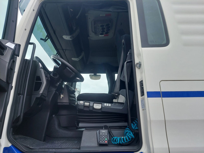Vrachtwagen voor het vervoer van voedsel MAN TGX 35.440 Silo Euro 6 8x4 Lift+Lenk Klima (5): afbeelding 15