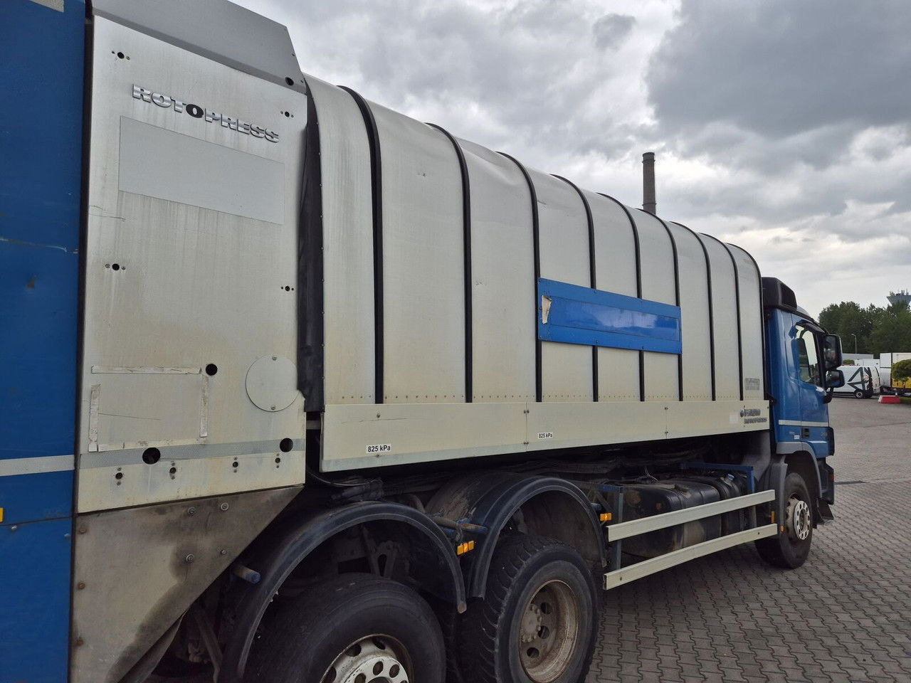 Faun Rotopress 522 / 2014 / Zöller 00301 - Wissellaadbak voor vuilniswagen: afbeelding 5 Faun Rotopress 522 / 2014 / Zöller 00301 - Wissellaadbak voor vuilniswagen: afbeelding 5