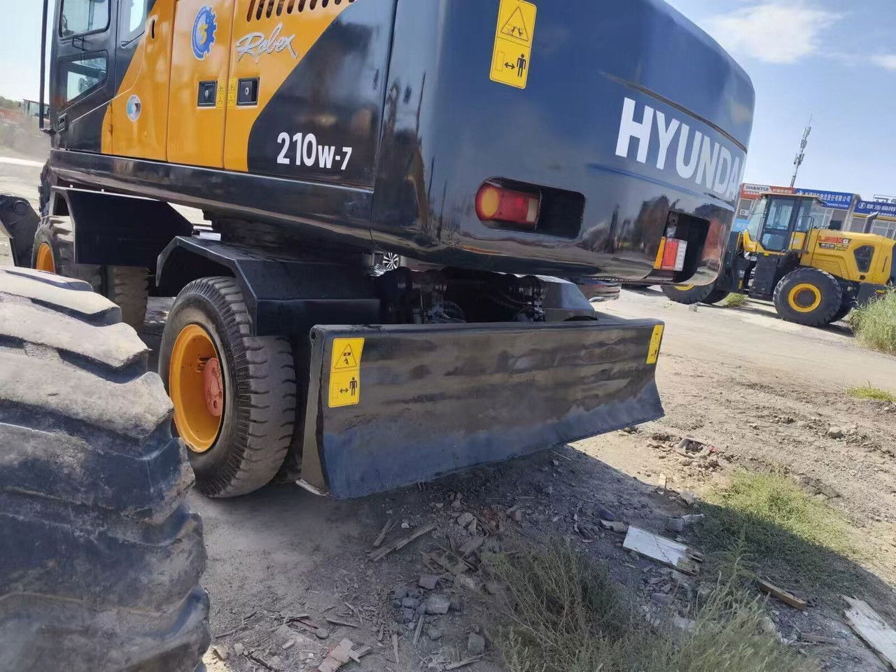 Hyundai R210-7 / Cummins / 1800MTH / Like NEW/20,5Tons/Sp R210-7 / Cummins / 1800MTH / Like NEW/20,5Tons/Special Ofert - Mobiele graafmachine: afbeelding 5 Hyundai R210-7 / Cummins / 1800MTH / Like NEW/20,5Tons/Sp R210-7 / Cummins / 1800MTH / Like NEW/20,5Tons/Special Ofert - Mobiele graafmachine: afbeelding 5
