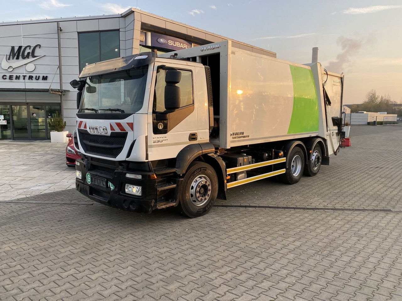 Iveco Stralis 330 EEV - Vuilniswagen: afbeelding 1 Iveco Stralis 330 EEV - Vuilniswagen: afbeelding 1