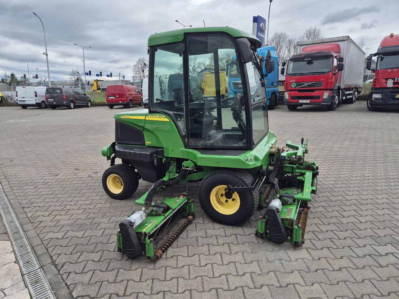 John Deere 1905 4WD / 2010 / Serviced / Cabin - Gazonmaaier: afbeelding 5 John Deere 1905 4WD / 2010 / Serviced / Cabin - Gazonmaaier: afbeelding 5