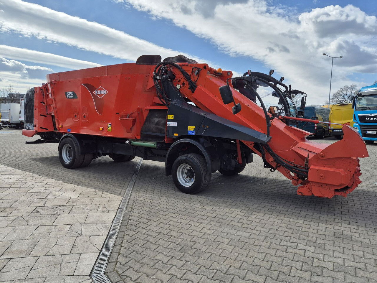 Kuhn SPW 22 Intense /feed wagon/ 1 Owner / NEW Service SPW 22 Intense /feed wago - Voermengwagen: afbeelding 1 Kuhn SPW 22 Intense /feed wagon/ 1 Owner / NEW Service SPW 22 Intense /feed wago - Voermengwagen: afbeelding 1