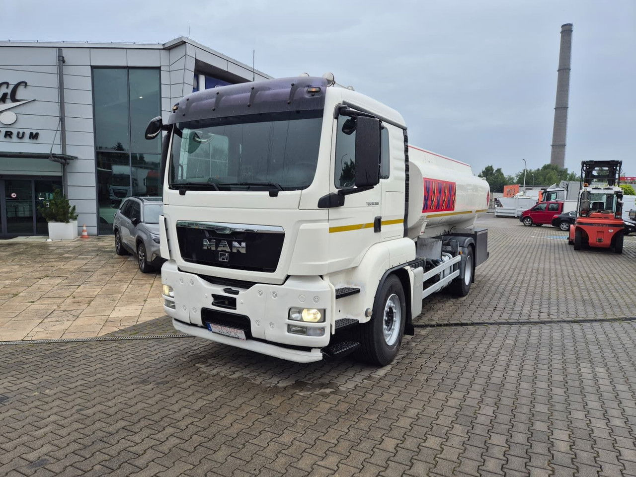 MAN TGS 18.360 OIL Transport / Good Condition - Tankwagen: afbeelding 3 MAN TGS 18.360 OIL Transport / Good Condition - Tankwagen: afbeelding 3