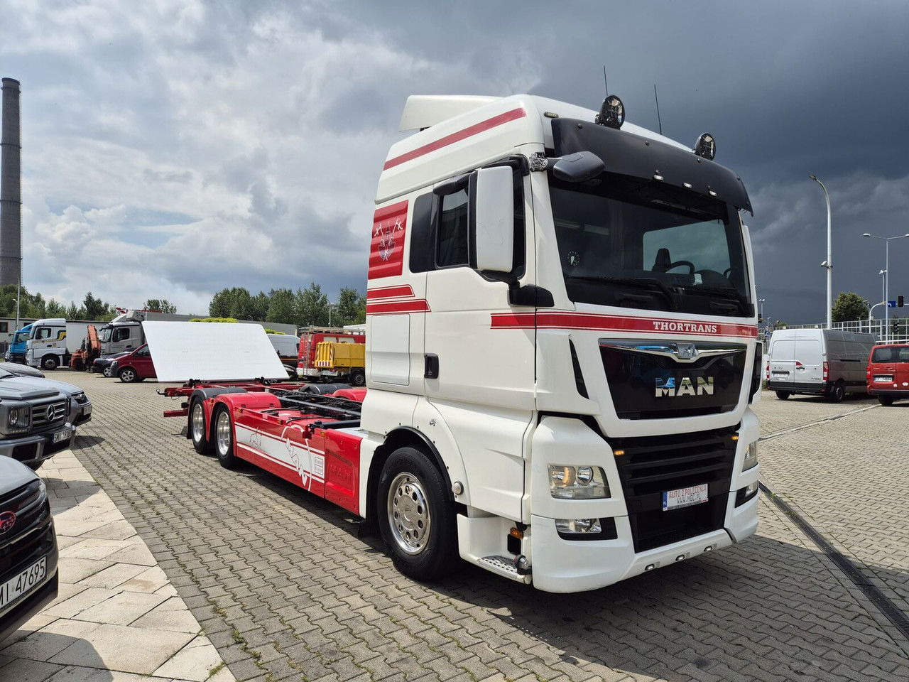 MAN TGX 28 28.420 , 6x2-2 LL / Trailer HFR KM 20 / 1 Owner / E6 /Techni - Containertransporter/ Wissellaadbak vrachtwagen: afbeelding 4 MAN TGX 28 28.420 , 6x2-2 LL / Trailer HFR KM 20 / 1 Owner / E6 /Techni - Containertransporter/ Wissellaadbak vrachtwagen: afbeelding 4