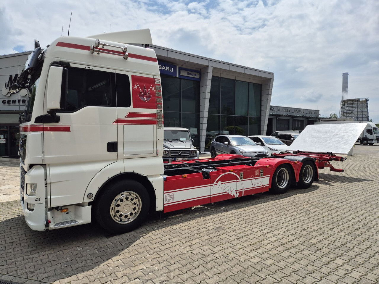 MAN TGX 28 28.420 , 6x2-2 LL + Trailer HFR KM 20 / 1 Owner / E6 /Techni - Containertransporter/ Wissellaadbak vrachtwagen: afbeelding 4 MAN TGX 28 28.420 , 6x2-2 LL + Trailer HFR KM 20 / 1 Owner / E6 /Techni - Containertransporter/ Wissellaadbak vrachtwagen: afbeelding 4