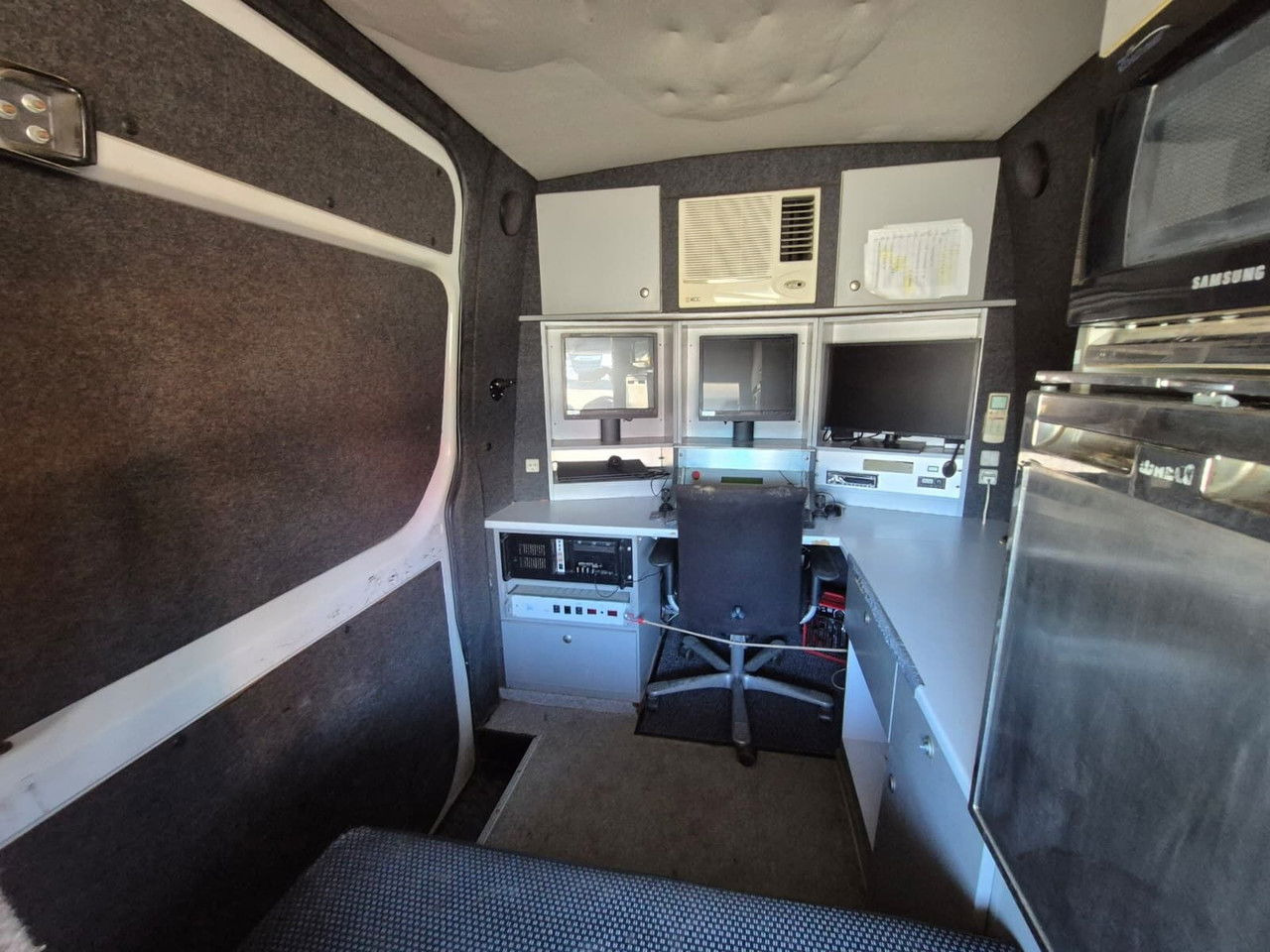 Vacuümwagen MERCEDES-BENZ Mercedes-Benz Sprinter 518 CDi / Ipek + Ibak TV-Kanal Inspektion: afbeelding 25 Vacuümwagen MERCEDES-BENZ Mercedes-Benz Sprinter 518 CDi / Ipek + Ibak TV-Kanal Inspektion: afbeelding 25