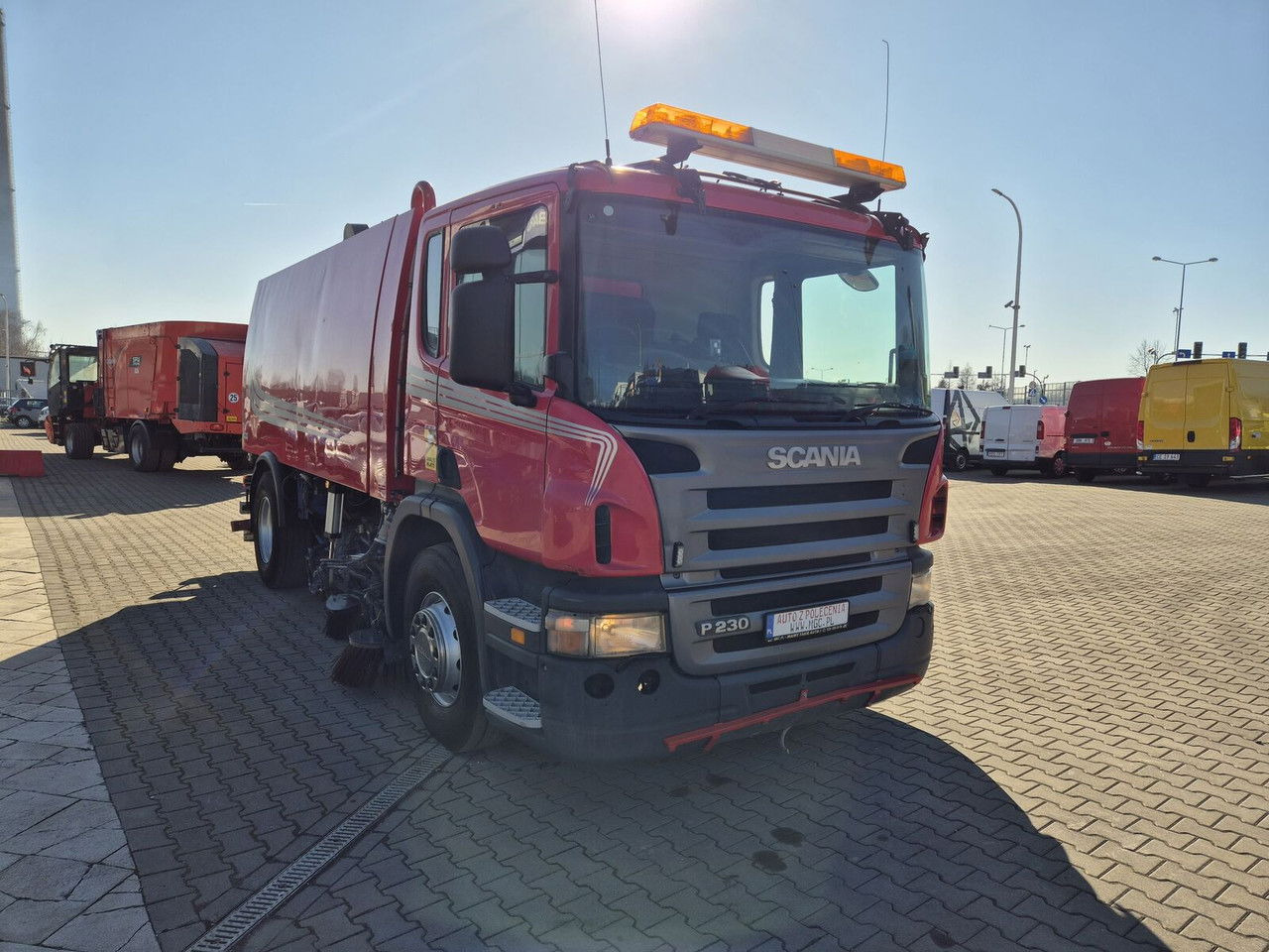 Scania P230 4X2 / Sweeper / Johnston VX800 / Sprayer / LOW Mileage / Scania P230 4X2 / Sweeper / Johnston VX800 / Sprayer / LOW Mileage / - Veegwagen: afbeelding 4 Scania P230 4X2 / Sweeper / Johnston VX800 / Sprayer / LOW Mileage / Scania P230 4X2 / Sweeper / Johnston VX800 / Sprayer / LOW Mileage / - Veegwagen: afbeelding 4