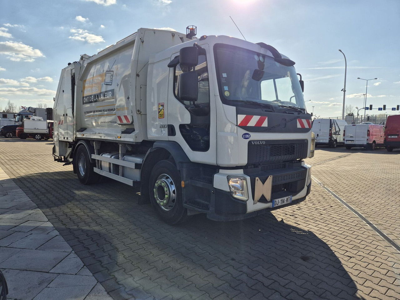 Volvo FE 280 13M3 / Geesinknorba / Euro 6 / 3 Seats - Vuilniswagen: afbeelding 3 Volvo FE 280 13M3 / Geesinknorba / Euro 6 / 3 Seats - Vuilniswagen: afbeelding 3
