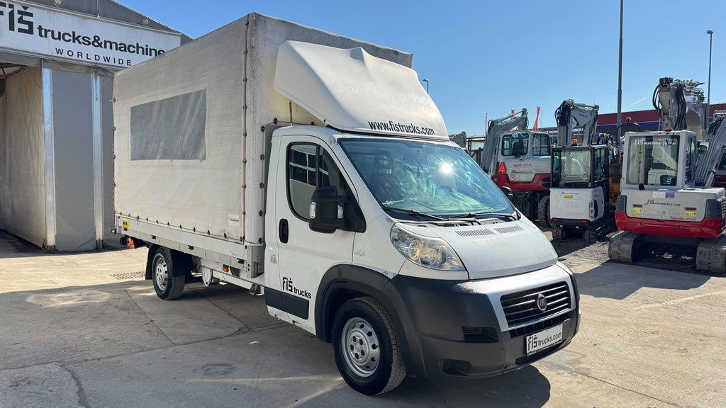 Fiat Ducato 2.3 JTD - 2014 - AIR Condition - Hydraulic Ramp - Schuifzeilen bestelwagen: afbeelding 3 Fiat Ducato 2.3 JTD - 2014 - AIR Condition - Hydraulic Ramp - Schuifzeilen bestelwagen: afbeelding 3