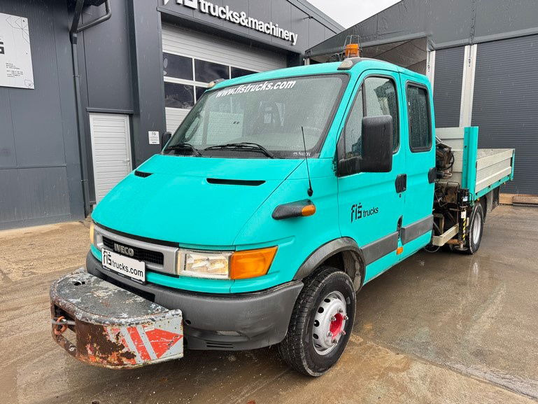 Iveco Daily 65 C15 stake body - Hiab 045-3 - 7.5M - Bestelwagen open laadbak: afbeelding 1 Iveco Daily 65 C15 stake body - Hiab 045-3 - 7.5M - Bestelwagen open laadbak: afbeelding 1
