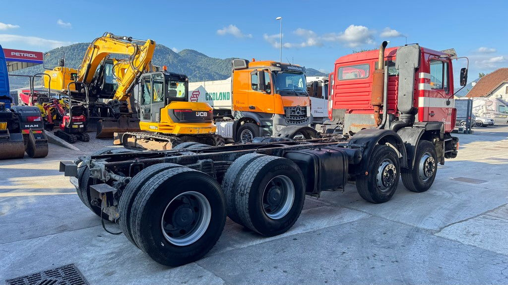 MAN 32.322 8x4 chassis - spring - Chassis vrachtwagen: afbeelding 5 MAN 32.322 8x4 chassis - spring - Chassis vrachtwagen: afbeelding 5