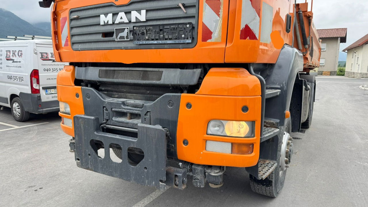 MAN TGA 18.320 4X4 meiller tipper - euro 4 - Kipper vrachtwagen: afbeelding 2 MAN TGA 18.320 4X4 meiller tipper - euro 4 - Kipper vrachtwagen: afbeelding 2