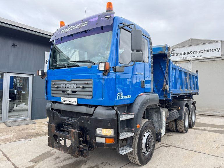 MAN TGA 26.480 6x6 meiller tipper - euro 3 - Kipper vrachtwagen: afbeelding 1 MAN TGA 26.480 6x6 meiller tipper - euro 3 - Kipper vrachtwagen: afbeelding 1