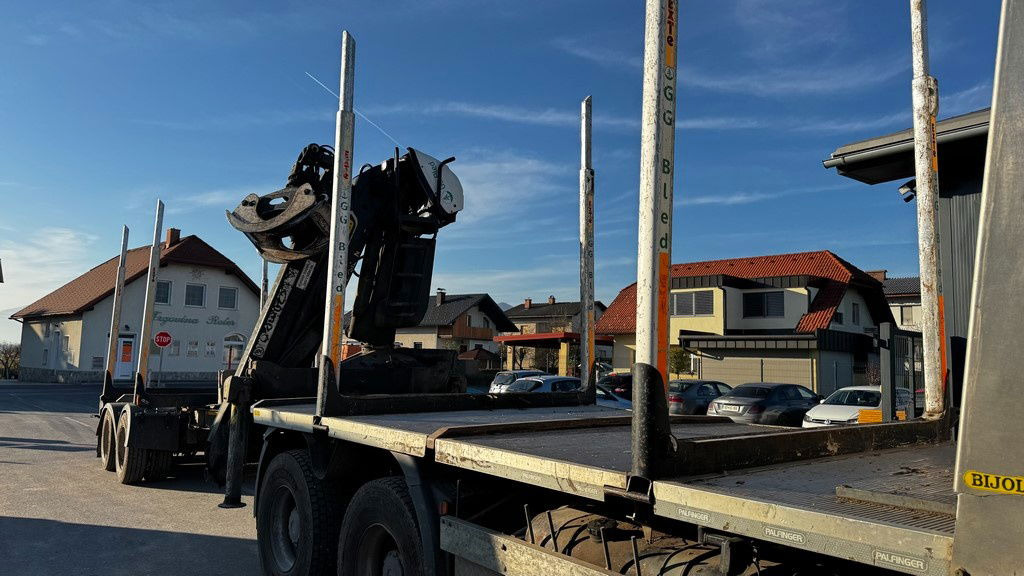 MAN TGA 33.480 6x6 forest truck - Epsilon M12Z + scissors + Trailer Gsodam - Houttransport, Kraanwagen: afbeelding 4 MAN TGA 33.480 6x6 forest truck - Epsilon M12Z + scissors + Trailer Gsodam - Houttransport, Kraanwagen: afbeelding 4