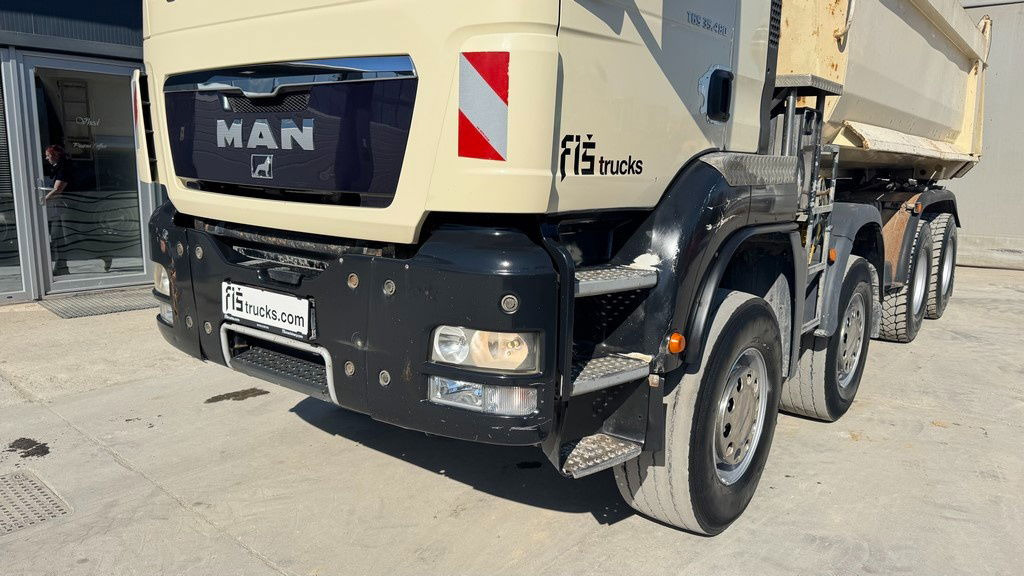 MAN TGS 35.480 8x4 dumper tipper - Kipper vrachtwagen: afbeelding 2 MAN TGS 35.480 8x4 dumper tipper - Kipper vrachtwagen: afbeelding 2