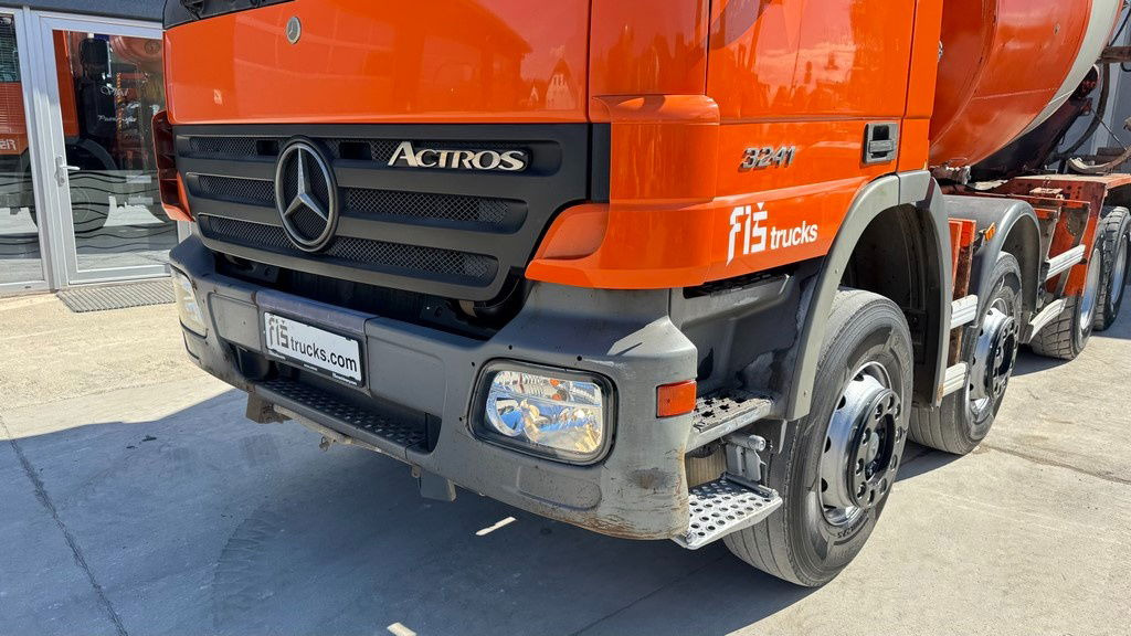 Mercedes-Benz Actros 3241 8x4 mixer 9m3 - Betonmixer: afbeelding 2 Mercedes-Benz Actros 3241 8x4 mixer 9m3 - Betonmixer: afbeelding 2