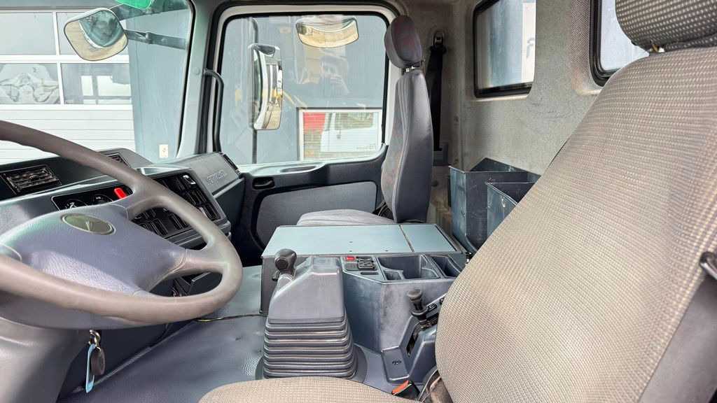 Chassis vrachtwagen Mercedes-Benz Actros 3331 B 6x4 chassis - big axle: afbeelding 28 Chassis vrachtwagen Mercedes-Benz Actros 3331 B 6x4 chassis - big axle: afbeelding 28