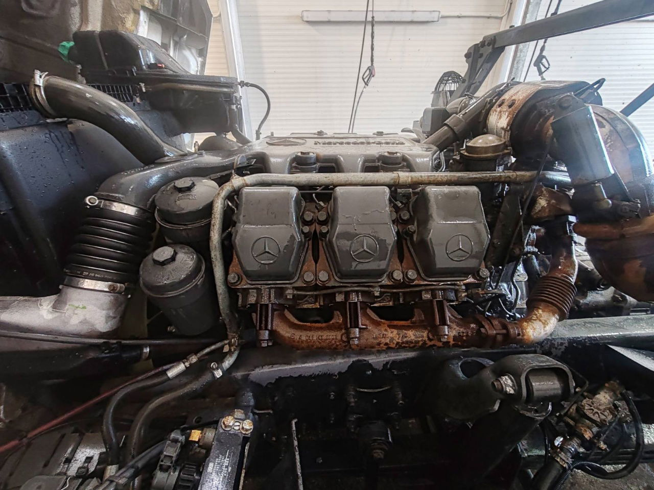 Chassis vrachtwagen Mercedes-Benz Actros 3331 B 6x4 chassis - big axle: afbeelding 19 Chassis vrachtwagen Mercedes-Benz Actros 3331 B 6x4 chassis - big axle: afbeelding 19