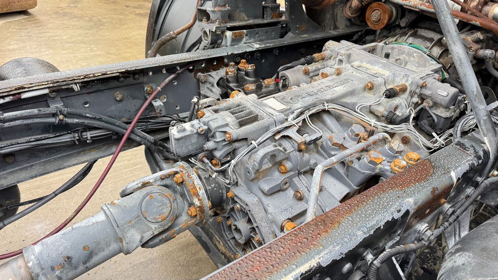 Chassis vrachtwagen Mercedes-Benz Actros 3331 B 6x4 chassis - big axle: afbeelding 14 Chassis vrachtwagen Mercedes-Benz Actros 3331 B 6x4 chassis - big axle: afbeelding 14
