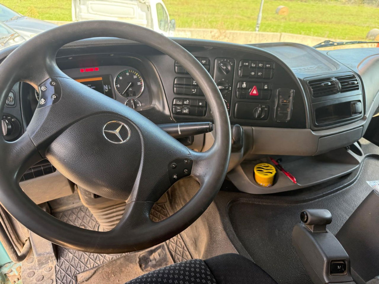 Leasing  Mercedes-Benz Actros 4448 10x4 mulda tipper - euro 5 - lifting axle Mercedes-Benz Actros 4448 10x4 mulda tipper - euro 5 - lifting axle: afbeelding 11