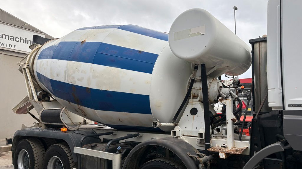 Mercedes-Benz Axor 3243 8x4 mixer cifa - 10m3 - Betonmixer: afbeelding 3 Mercedes-Benz Axor 3243 8x4 mixer cifa - 10m3 - Betonmixer: afbeelding 3