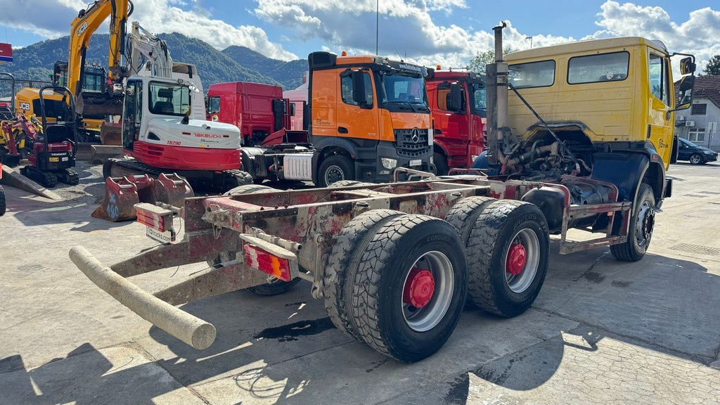 Mercedes-Benz SK 2627 6x4 chassis - V6 - full spring - Chassis vrachtwagen: afbeelding 4 Mercedes-Benz SK 2627 6x4 chassis - V6 - full spring - Chassis vrachtwagen: afbeelding 4