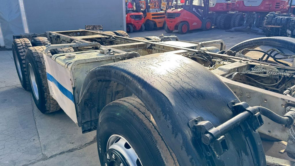Mercedes-Benz SK 3234 8x4 chassis - Chassis vrachtwagen: afbeelding 4 Mercedes-Benz SK 3234 8x4 chassis - Chassis vrachtwagen: afbeelding 4