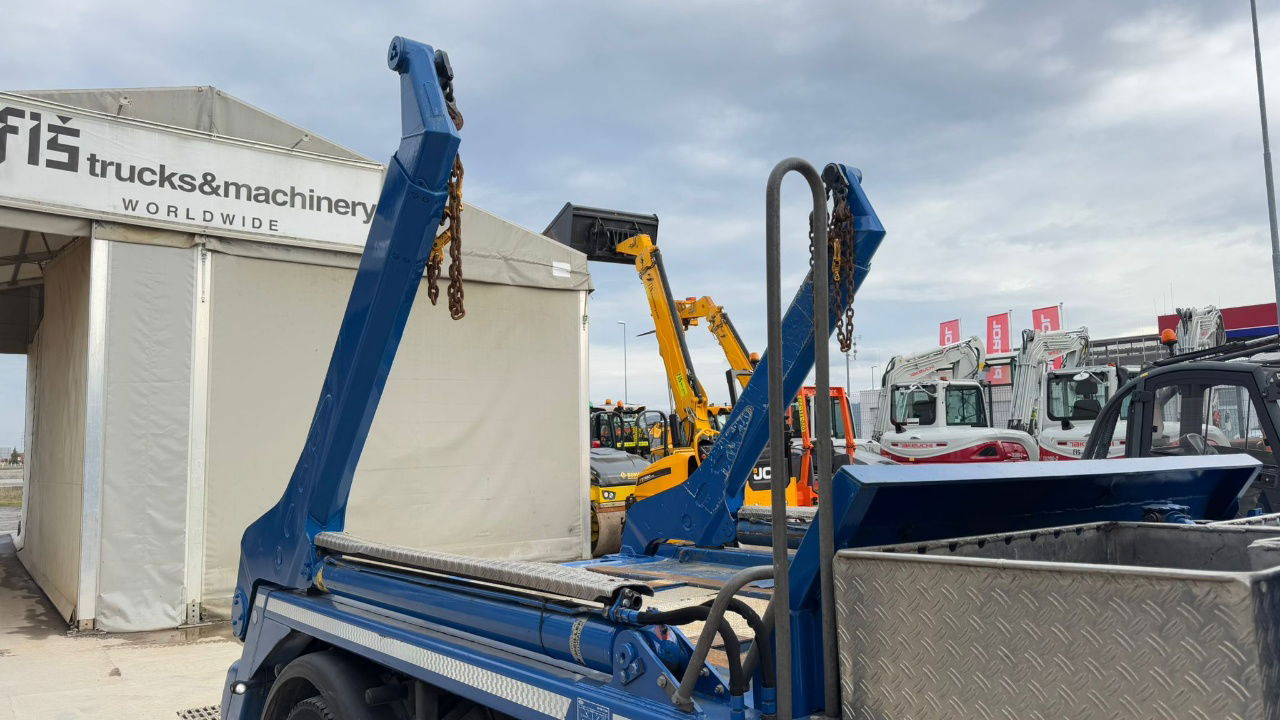 Renault 16.280 4X2 meiller absetz tipper - Containertransporter/ Wissellaadbak vrachtwagen: afbeelding 4 Renault 16.280 4X2 meiller absetz tipper - Containertransporter/ Wissellaadbak vrachtwagen: afbeelding 4
