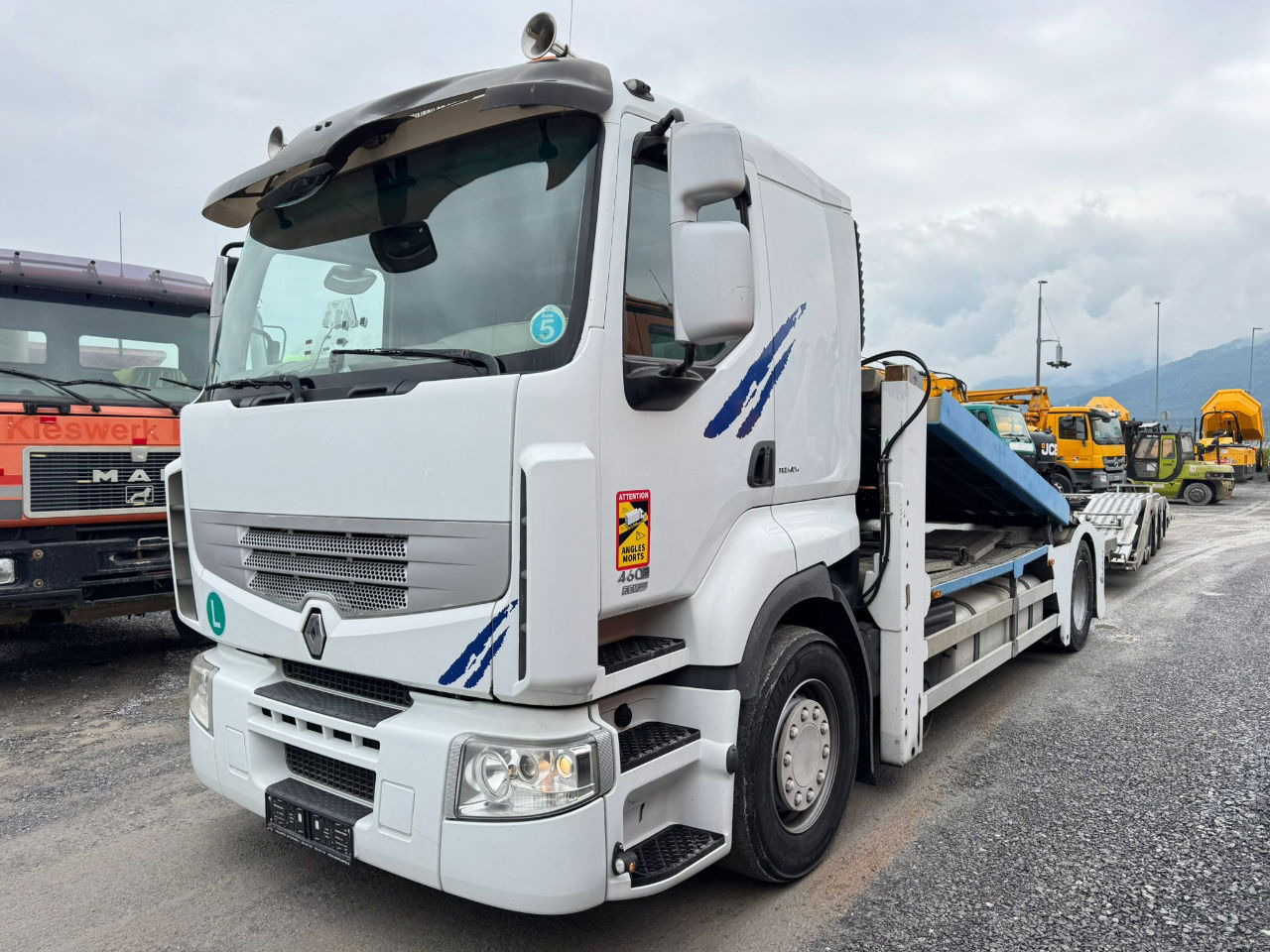 Renault Premium 460 4x2 LKW transporter + rolfo trailer - Autovrachtwagen vrachtwagen: afbeelding 1 Renault Premium 460 4x2 LKW transporter + rolfo trailer - Autovrachtwagen vrachtwagen: afbeelding 1