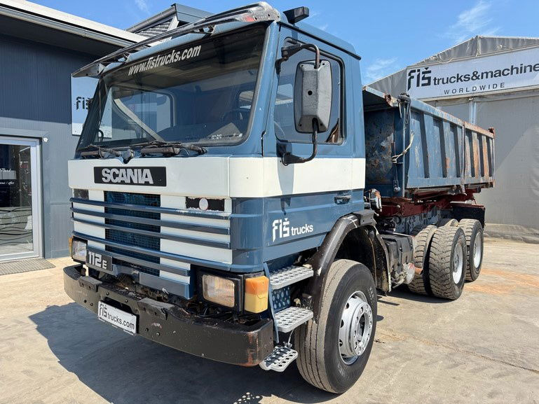 Scania 112 6x4 tipper - full spring - Kipper vrachtwagen: afbeelding 1 Scania 112 6x4 tipper - full spring - Kipper vrachtwagen: afbeelding 1