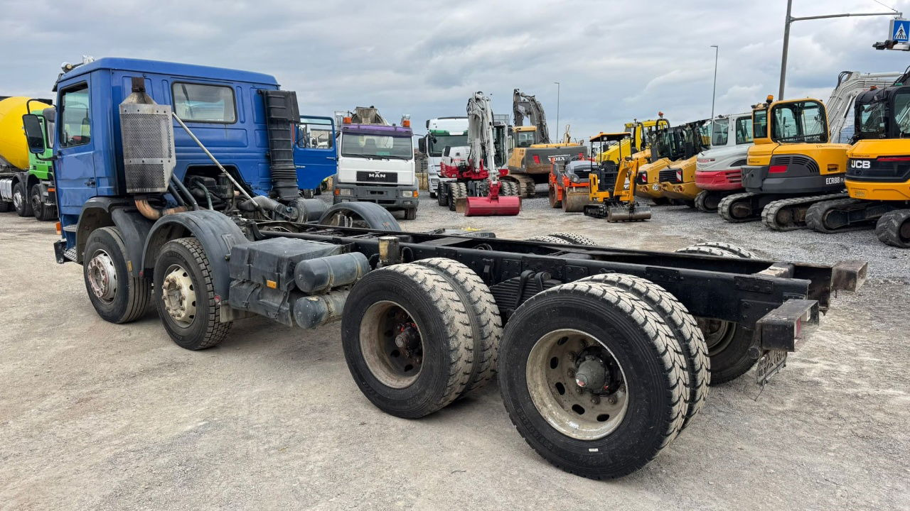 Scania 113H 310 8x4 chassis - full spring - Chassis vrachtwagen: afbeelding 5 Scania 113H 310 8x4 chassis - full spring - Chassis vrachtwagen: afbeelding 5