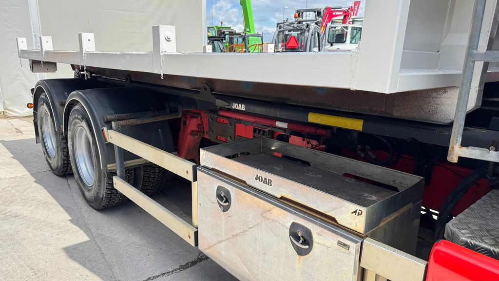 Scania R400 6x4 abroll tipper + plato - Containertransporter/ Wissellaadbak vrachtwagen: afbeelding 4 Scania R400 6x4 abroll tipper + plato - Containertransporter/ Wissellaadbak vrachtwagen: afbeelding 4