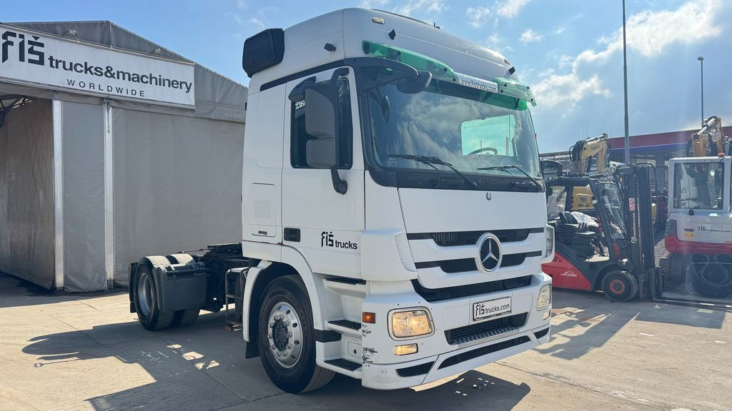 Mercedes-Benz Actros 1841 LS 4x2 tractor unit - retarder - Trekker: afbeelding 3 Mercedes-Benz Actros 1841 LS 4x2 tractor unit - retarder - Trekker: afbeelding 3