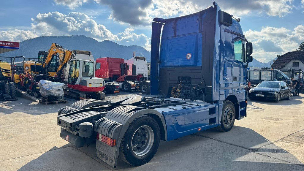 Mercedes-Benz Actros 1844 4x2 tractor unit - retarder - Trekker: afbeelding 5 Mercedes-Benz Actros 1844 4x2 tractor unit - retarder - Trekker: afbeelding 5