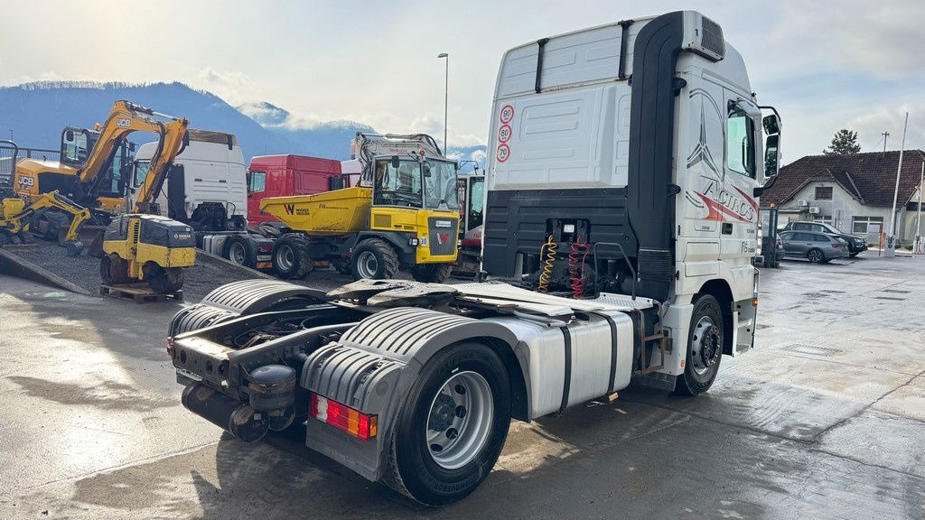 Mercedes-Benz Actros 1844 LS 4x2 tractor unit - clutch - Trekker: afbeelding 3 Mercedes-Benz Actros 1844 LS 4x2 tractor unit - clutch - Trekker: afbeelding 3