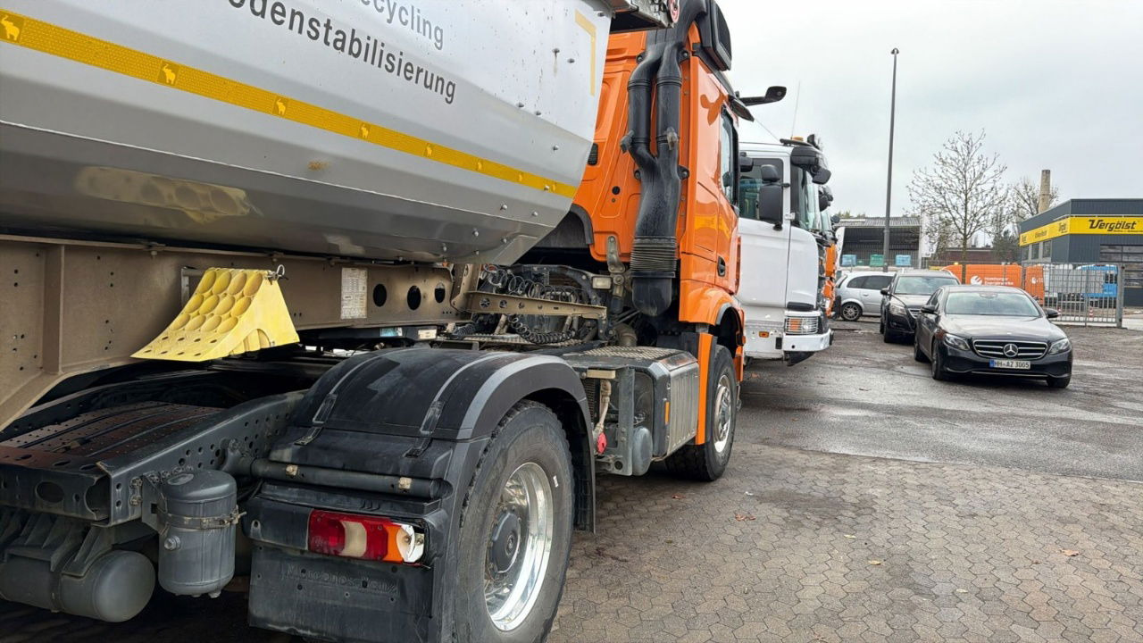 Mercedes-Benz Arocs 1851 LS HAD 4X4 - Euro 6 - retarder - tipper hydraulics - Trekker: afbeelding 3 Mercedes-Benz Arocs 1851 LS HAD 4X4 - Euro 6 - retarder - tipper hydraulics - Trekker: afbeelding 3