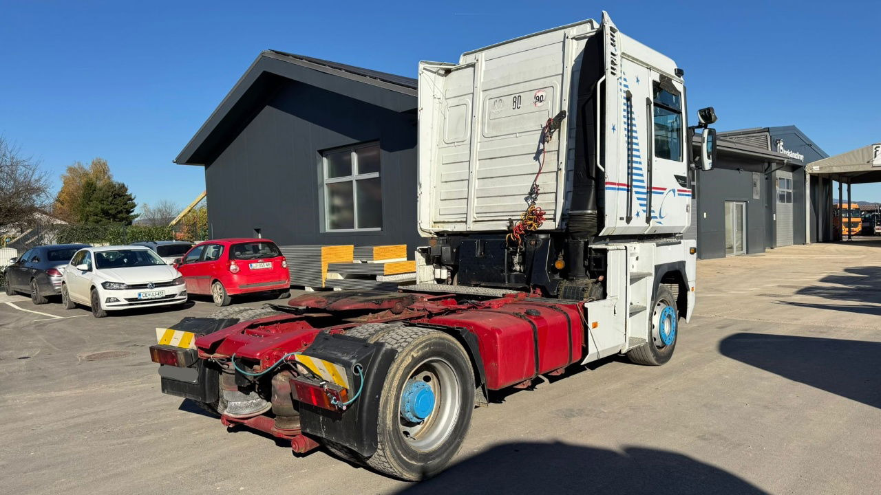 Renault Magnum 390 4X2 tractor unit - Trekker: afbeelding 4 Renault Magnum 390 4X2 tractor unit - Trekker: afbeelding 4