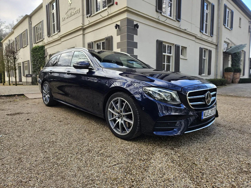 Mercedes-Benz E-Klasse E-Klasse - Personenwagen: afbeelding 1 Mercedes-Benz E-Klasse E-Klasse - Personenwagen: afbeelding 1
