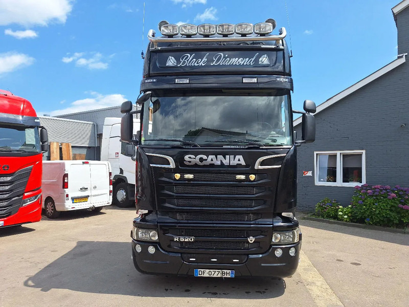 Scania R520 V8 R520 V8 - Trekker: afbeelding 2 Scania R520 V8 R520 V8 - Trekker: afbeelding 2