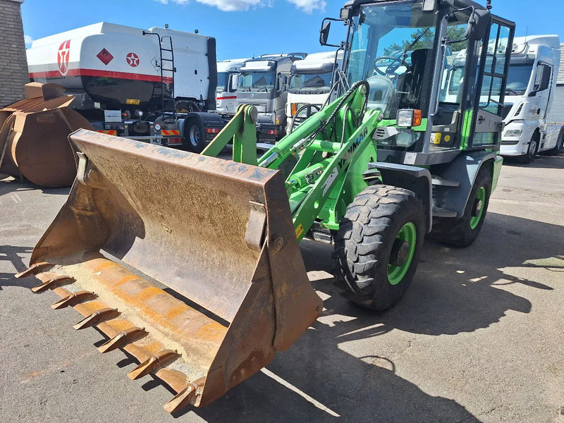 Yanmar V80 - Compacte rupslader: afbeelding 2 Yanmar V80 - Compacte rupslader: afbeelding 2